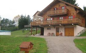 Chalet Gerardmer Situe A Le Tholy